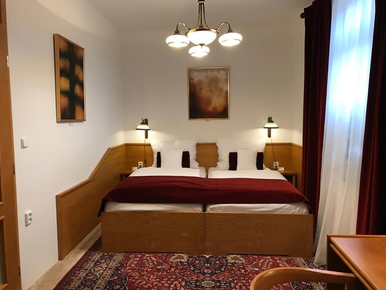 Antik Hotel Sofia Litomyšl Extérieur photo
