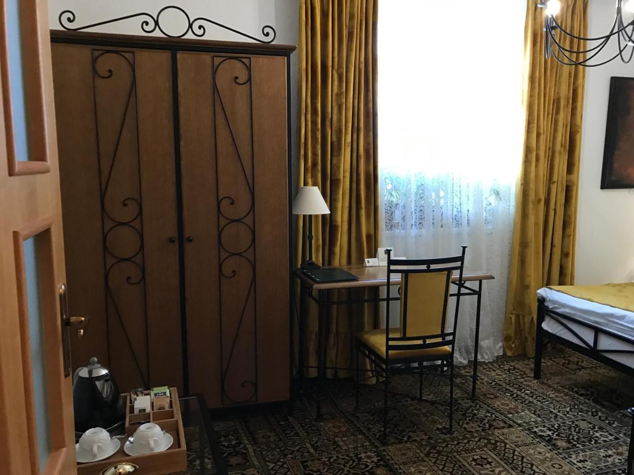 Antik Hotel Sofia Litomyšl Extérieur photo