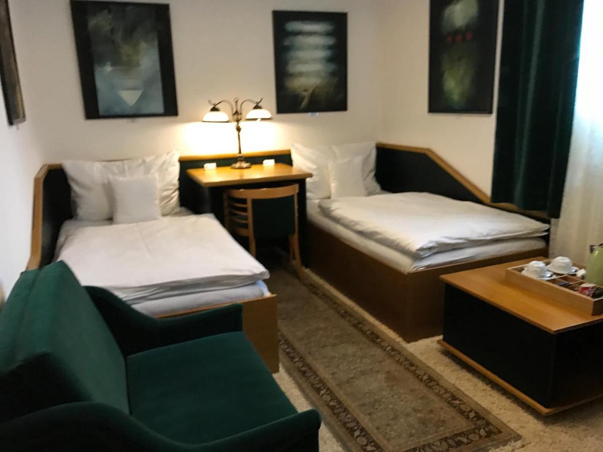 Antik Hotel Sofia Litomyšl Extérieur photo